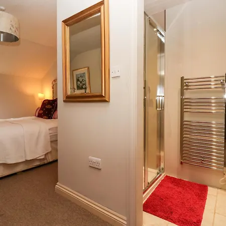 Dunning, The Mount *