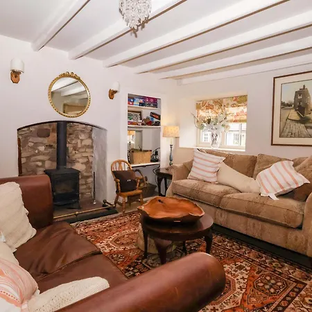 Dunning, The Mount *