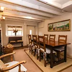 Vakantiehuis Dunning, The Mount