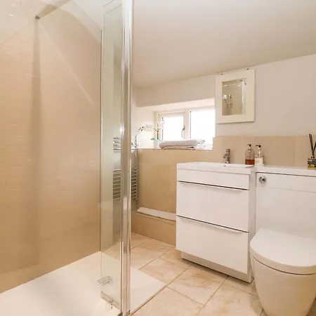 Dunning, The Mount * יורק