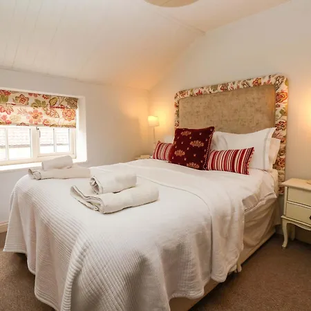 Dunning, The Mount Holiday home *