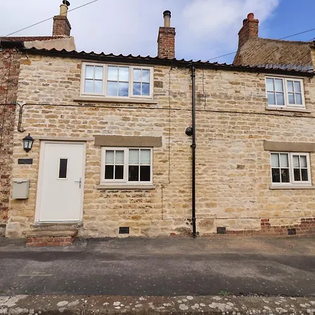 Dunning, The Mount * יורק